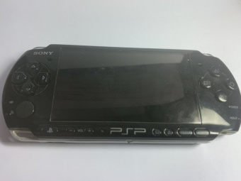 PSP 3008 на разбор чёрная неисправная