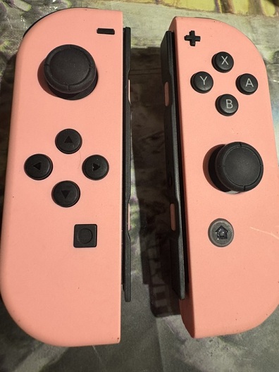 картинка Набор из 2х контроллеров Joy-Con (Pastel Pink) USED. Купить Набор из 2х контроллеров Joy-Con (Pastel Pink) USED в магазине 66game.ru