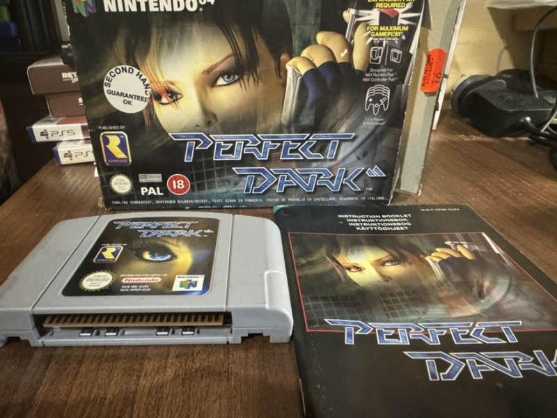картинка Perfect Dark NES 64 PAL от магазина 66game.ru