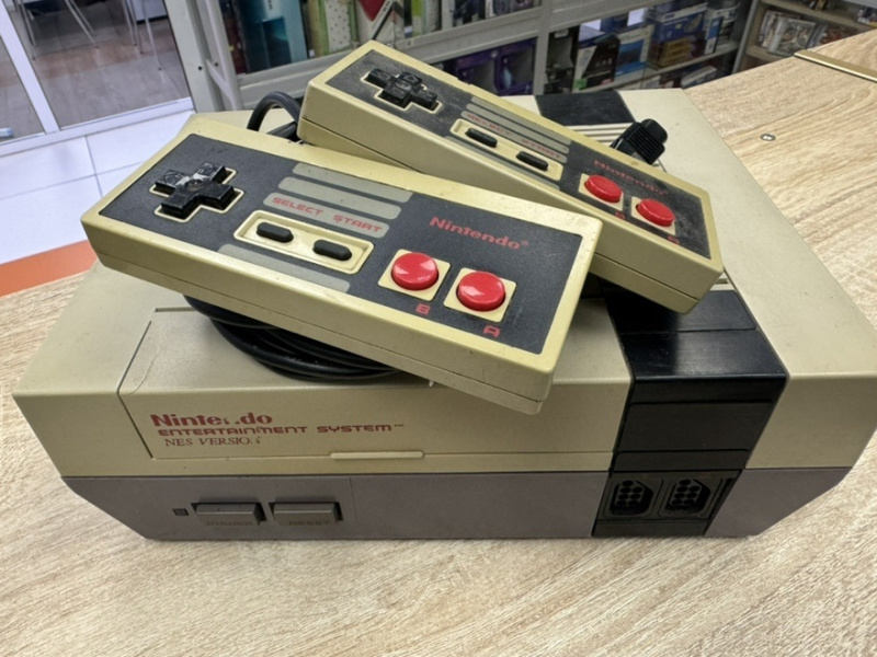Nintendo Entertainment System NES. Купить Nintendo Entertainment System NES в магазине 66game.ru