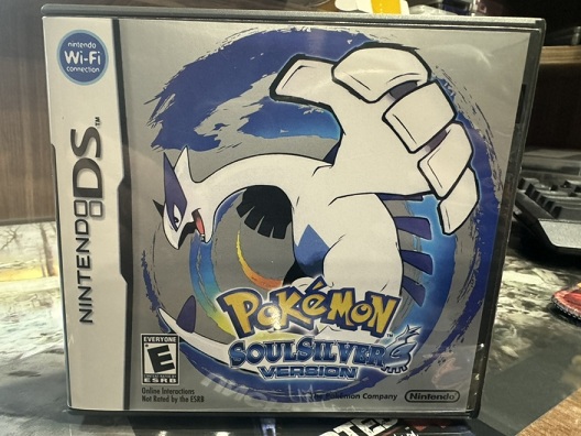 картинка Pokemon SoulSilver Version [NDS] Б/У в Коробке. Купить Pokemon SoulSilver Version [NDS] Б/У в Коробке в магазине 66game.ru