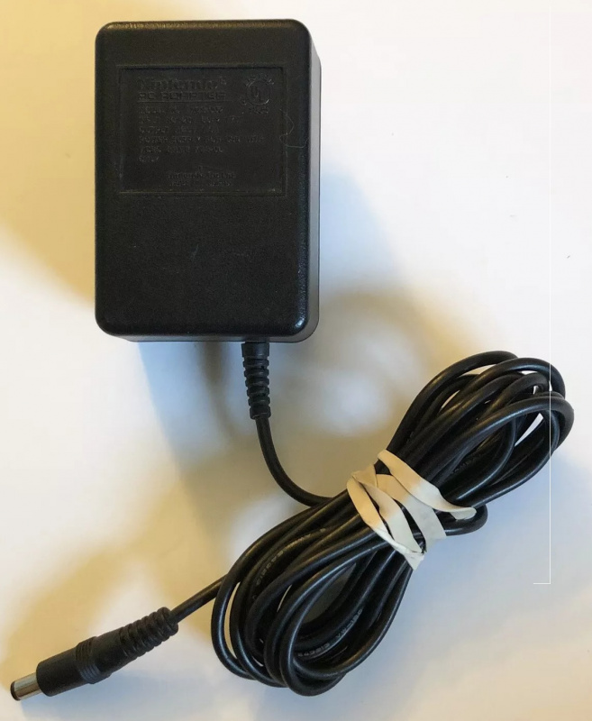 картинка Оригинальный адаптер NES - 002 110v. Купить Оригинальный адаптер NES - 002 110v в магазине 66game.ru