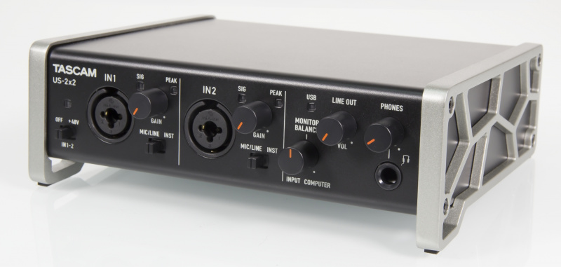 картинка TASCAM US-2x2 Б/У от магазина 66game.ru