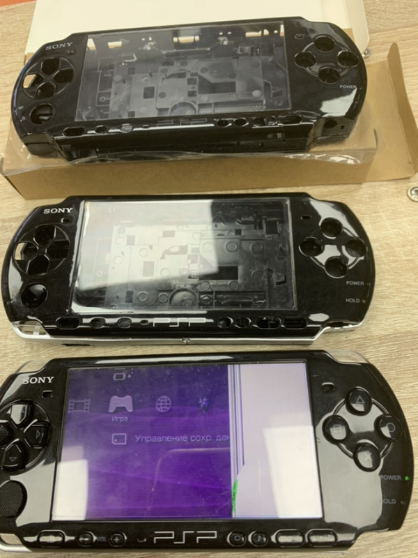 картинка PSP 300Х на разбор + корпуса от магазина 66game.ru