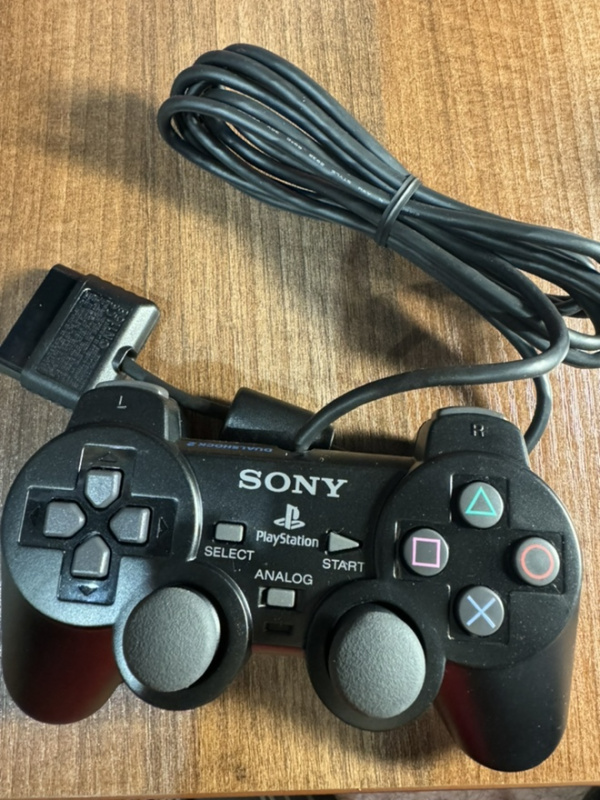 картинка Джойстик PS-2 Sony оригинальный (упаковка пакет) Новый!. Купить Джойстик PS-2 Sony оригинальный (упаковка пакет) Новый! в магазине 66game.ru