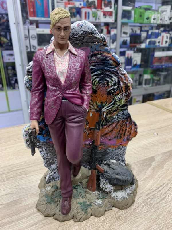 картинка Фигурка Far Cry 4 - Pagan Min: King of Kyrat 25 см. Купить Фигурка Far Cry 4 - Pagan Min: King of Kyrat 25 см в магазине 66game.ru
