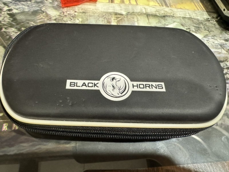 картинка Чехол PS Vita чёрный Black Horns неновый. Купить Чехол PS Vita чёрный Black Horns неновый в магазине 66game.ru