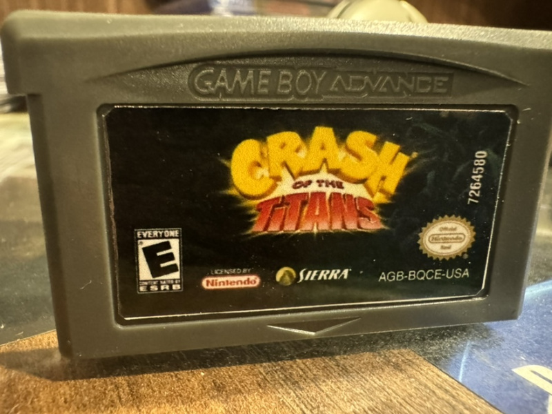 картинка Crash of the Titans (Русская версия) [GBA]. Купить Crash of the Titans (Русская версия) [GBA] в магазине 66game.ru