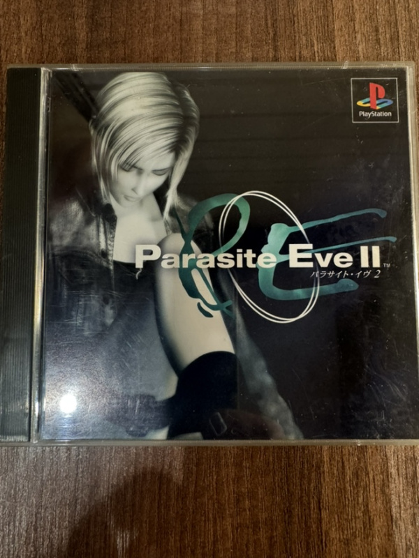 картинка Parasite Eve II NTSC Japan [PS2] USED от магазина 66game.ru