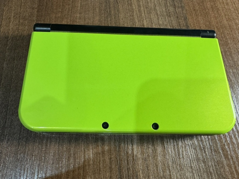 NEW Nintendo 3DS LL XL RED-001 Lime Black + 32 Gb игры. Купить NEW Nintendo 3DS LL XL RED-001 Lime Black + 32 Gb игры в магазине 66game.ru