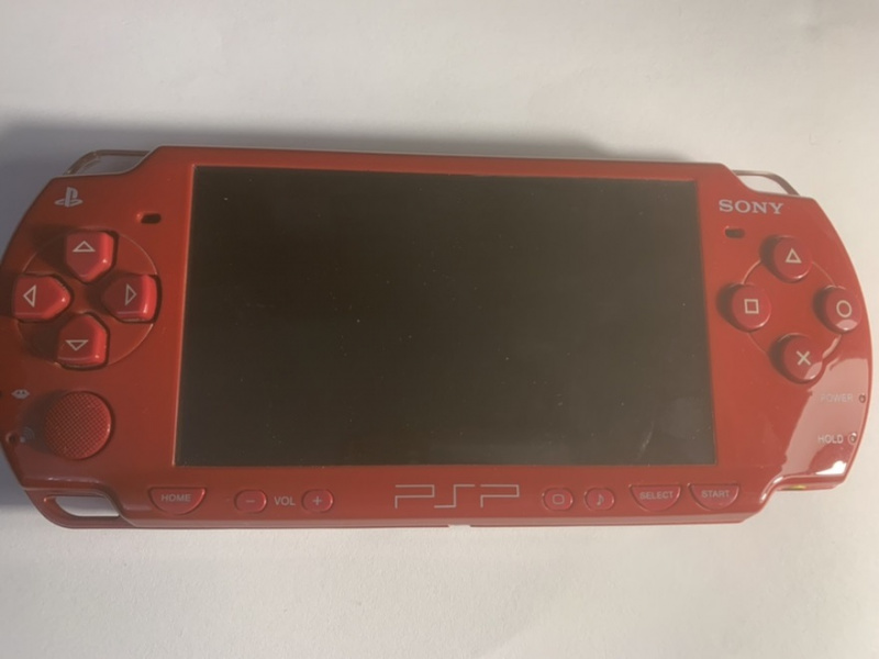 PSP 2008 Красная + 32 Gb (Игры) [USED]. Купить PSP 2008 Красная + 32 Gb (Игры) [USED] в магазине 66game.ru