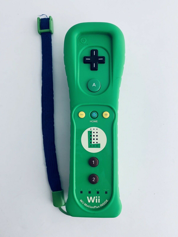 картинка Игровой контроллер Wii Remote Луиджи с Motion Plus USED. Купить Игровой контроллер Wii Remote Луиджи с Motion Plus USED в магазине 66game.ru