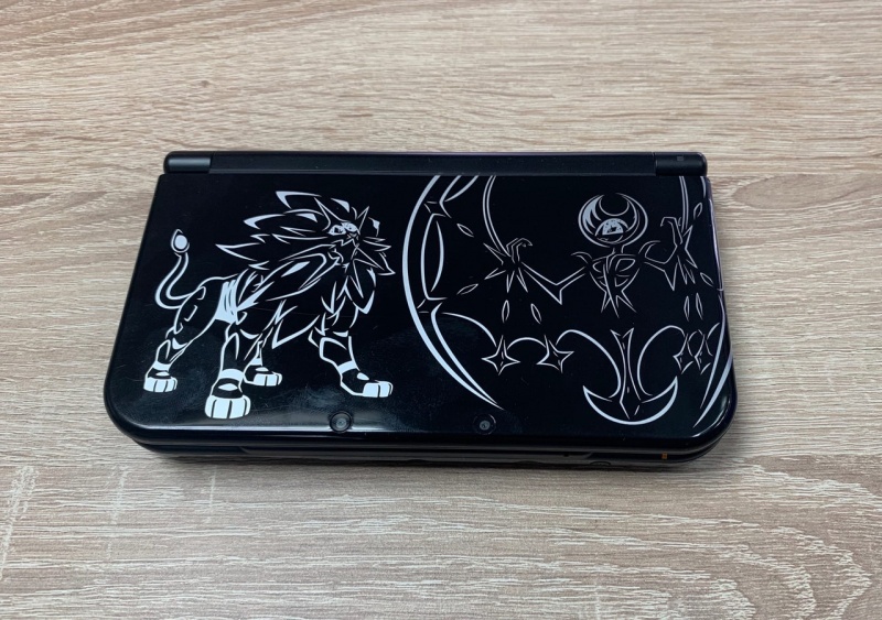 New Nintendo 3DS XL Solgaleo and Lunala Edition (без коробки) + 32 Gb (Игры) [USED]. Купить New Nintendo 3DS XL Solgaleo and Lunala Edition (без коробки) + 32 Gb (Игры) [USED] в магазине 66game.ru