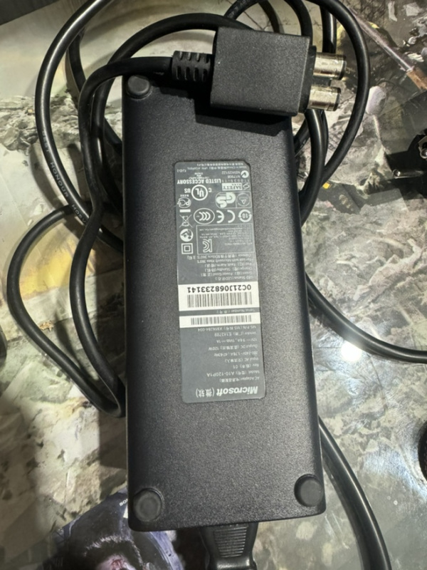 картинка Блок питания для 360 Slim (AC Adapter 220V)  (Original) USED. Купить Блок питания для 360 Slim (AC Adapter 220V)  (Original) USED в магазине 66game.ru