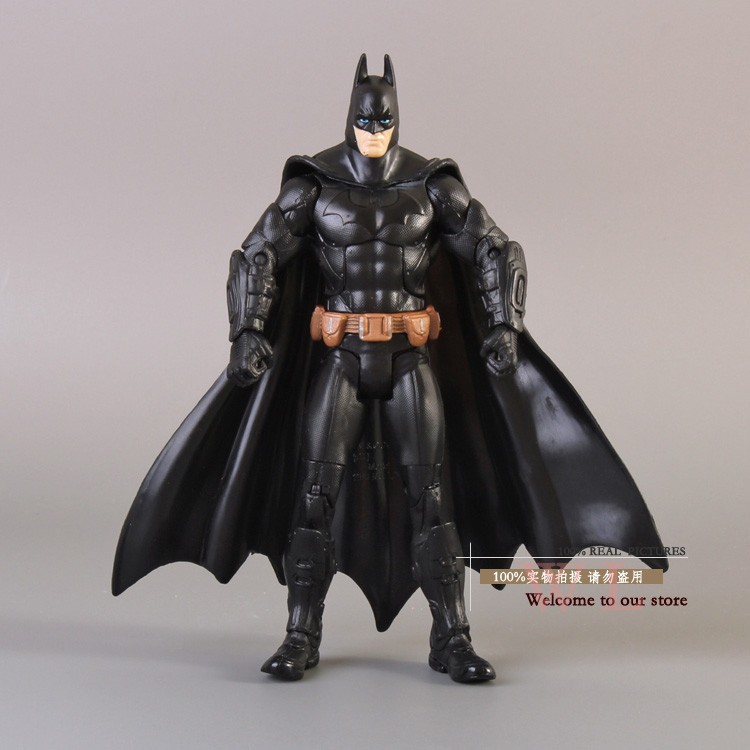 картинка Фигурка  Super Heroes Batman The Dark Knight Rises 18 см. Купить Фигурка  Super Heroes Batman The Dark Knight Rises 18 см в магазине 66game.ru