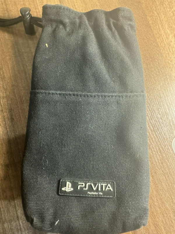 картинка Удобная сумочка PS Vita Б/У. Купить Удобная сумочка PS Vita Б/У в магазине 66game.ru