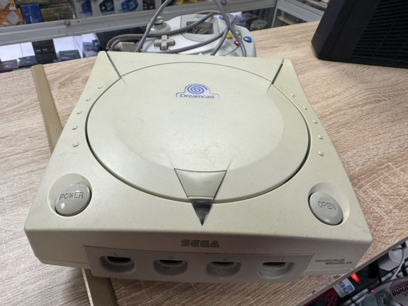 Sega Dreamcast Европейка. Купить Sega Dreamcast Европейка в магазине 66game.ru