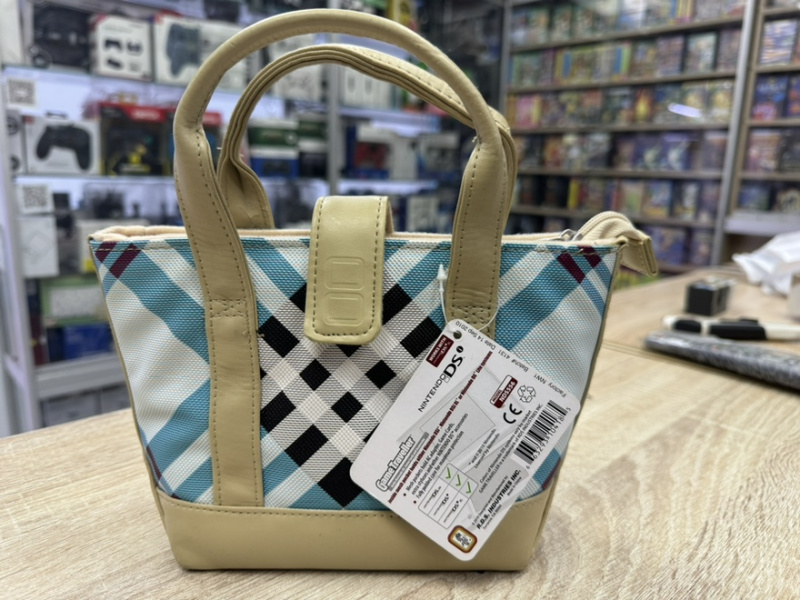 картинка Сумка для NINTENDO DS LITE, DSi, DSiXL,3DS. Купить Сумка для NINTENDO DS LITE, DSi, DSiXL,3DS в магазине 66game.ru