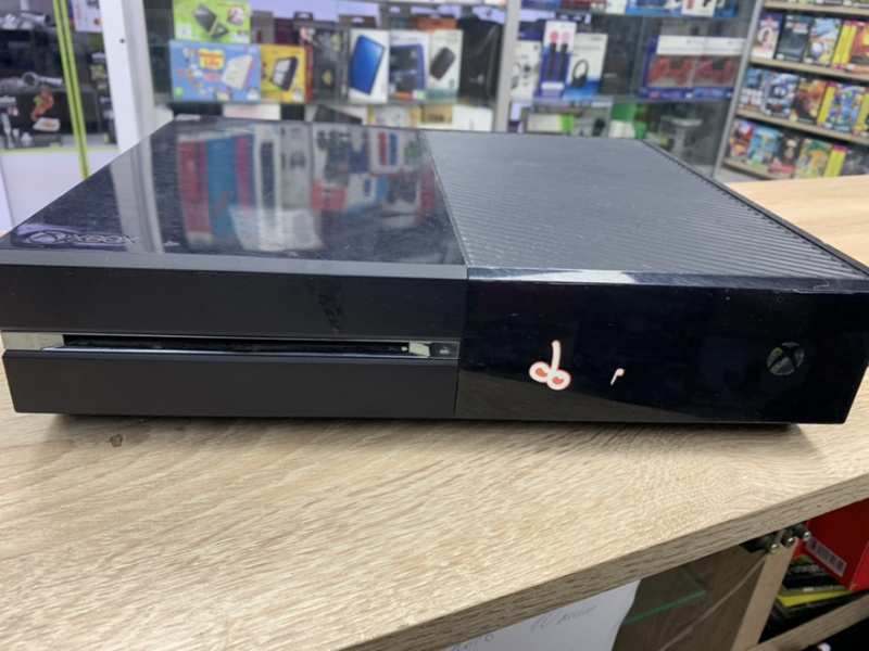 Приставка Xbox One на разбор
