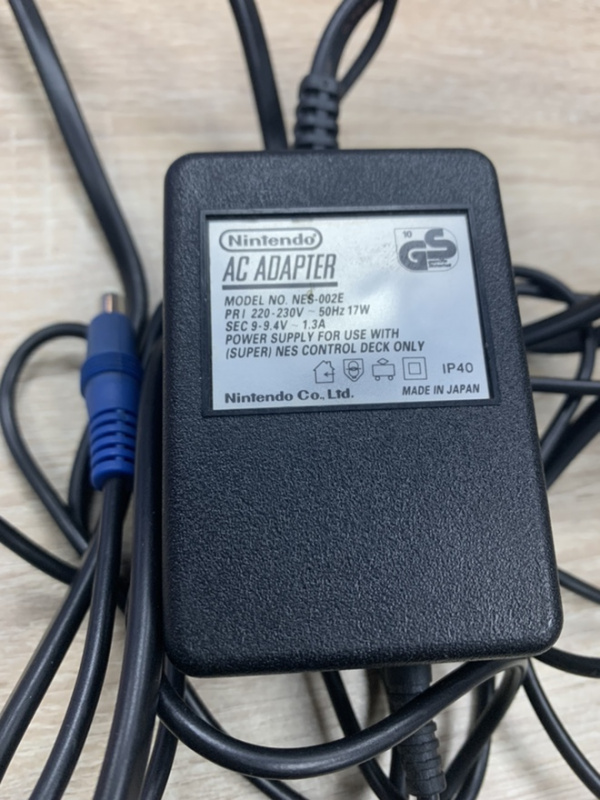 картинка Оригинальный блок питания для SNES. Купить Оригинальный блок питания для SNES в магазине 66game.ru