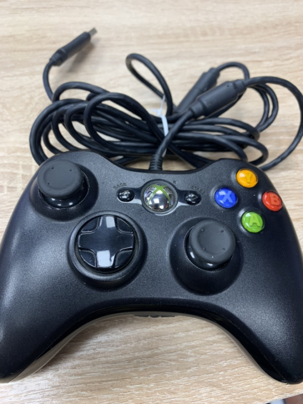 картинка Геймпад проводной для Xbox 360 оригинал б/у. Купить Геймпад проводной для Xbox 360 оригинал б/у в магазине 66game.ru