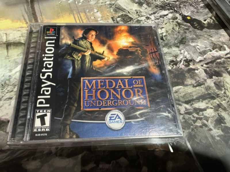 картинка Medal of Honor Underground NTSC original [PS1] USED от магазина 66game.ru