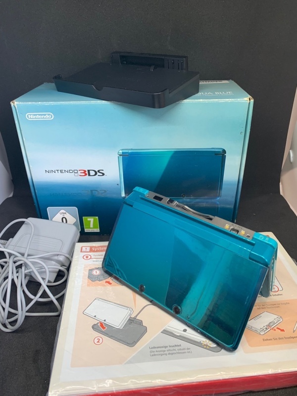 Nintendo 3DS Aqua Blue (Синяя) + 32 Gb (Игры) [USED] в коробке. Купить Nintendo 3DS Aqua Blue (Синяя) + 32 Gb (Игры) [USED] в коробке в магазине 66game.ru