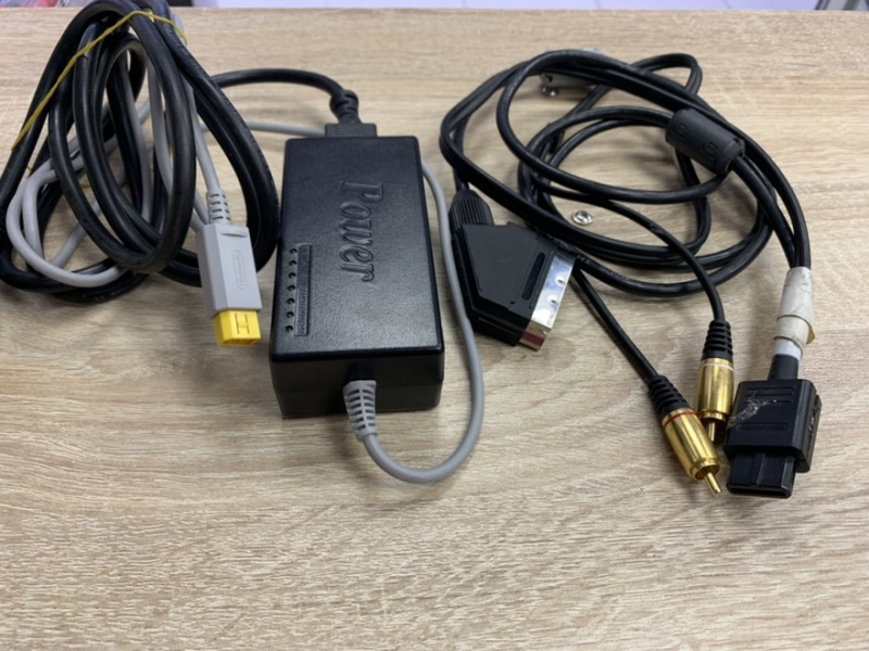 картинка БП WIIU + RGB Game Cube Б/У. Купить БП WIIU + RGB Game Cube Б/У в магазине 66game.ru