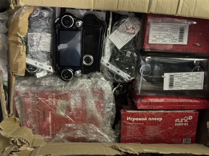 картинка Лот неисправных новых портативок 2 от магазина 66game.ru