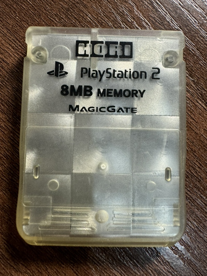 картинка Карта памяти для PS2 8 Mb оригинальная HORI. Купить Карта памяти для PS2 8 Mb оригинальная HORI в магазине 66game.ru