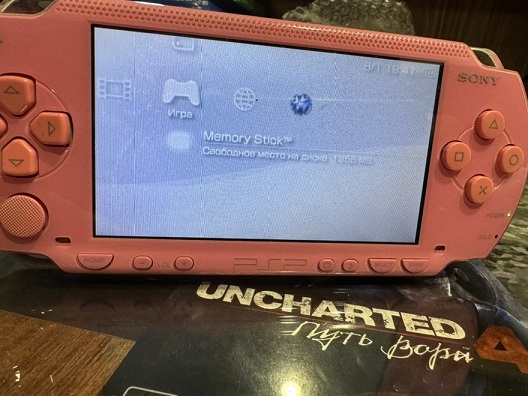 картинка PSP 100X розовая на разбор без звука ! от магазина 66game.ru