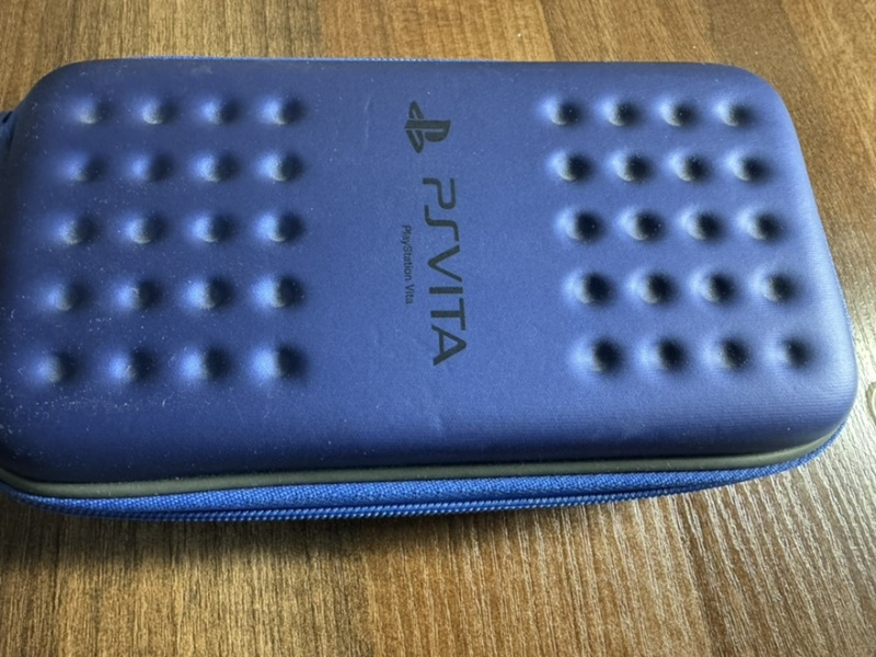 картинка Чехол для PS VITA Hori Б/У. Купить Чехол для PS VITA Hori Б/У в магазине 66game.ru