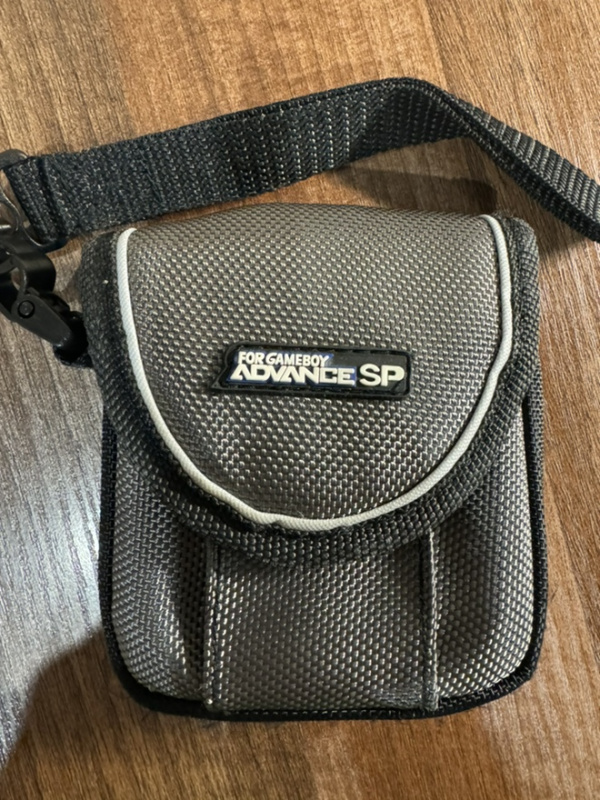 картинка Сумка Carrying Case для GBA SP. Купить Сумка Carrying Case для GBA SP в магазине 66game.ru