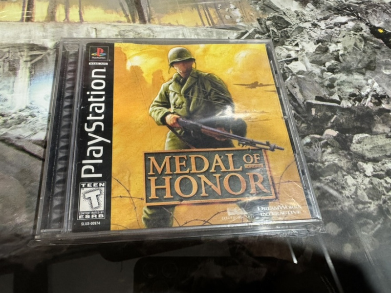 картинка Medal of Honor NTSC original [PS1] USED от магазина 66game.ru