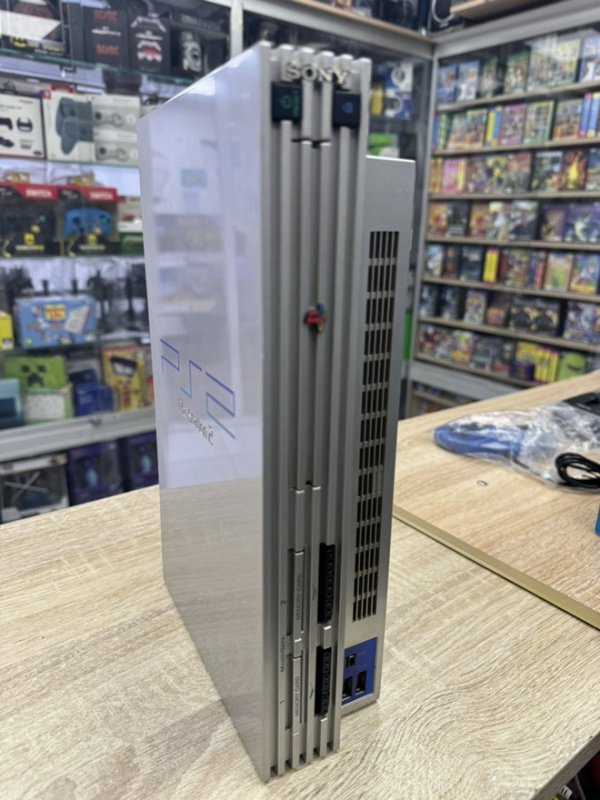 Sony PlayStation 2 FAT SCPH-39000 серебро JAP. Купить Sony PlayStation 2 FAT SCPH-39000 серебро JAP в магазине 66game.ru