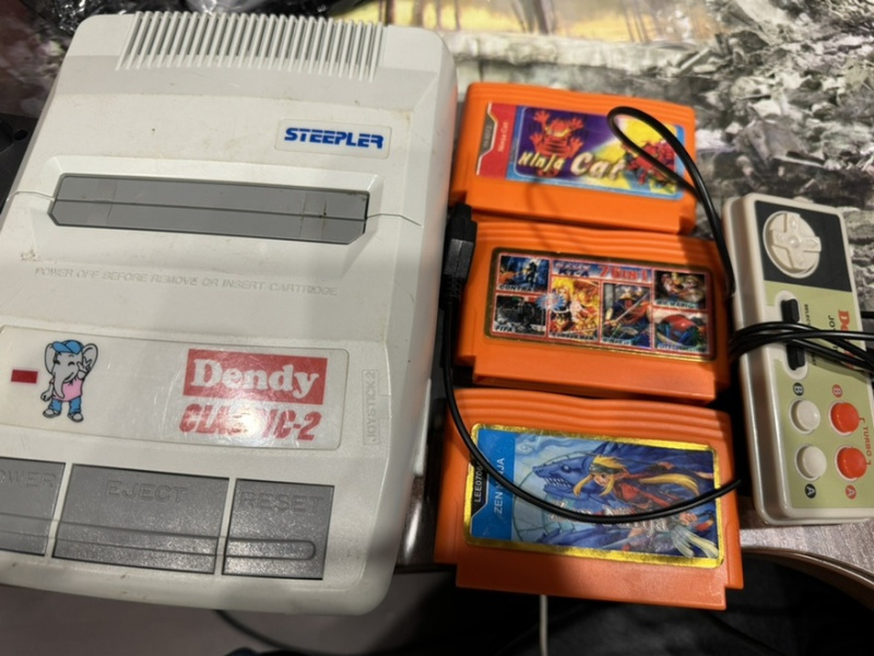 Dendy Classic 2 Steepler оригинальный !!. Купить Dendy Classic 2 Steepler оригинальный !! в магазине 66game.ru