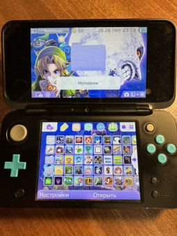 New Nintendo 2DS XL (черный + синий) + 32 Gb (Игры) [USED]