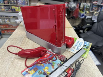 Nintendo Wii Limited Red Edition USED  2