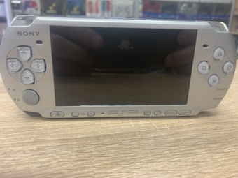 PSP 300X на разбор серебро неисправная