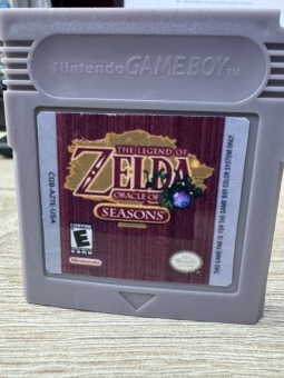 The Legend of Zelda Oracle of Seasons  (Game Boy Color)