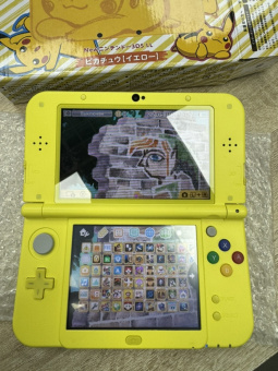 New 3DS LL Pikachu Yellow + 128 Gb (Игры) [USED] 1