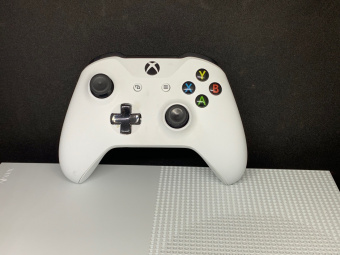 Xbox One S White 500 Gb [USED] 2