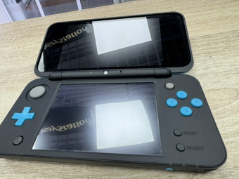 New Nintendo 2DS XL (черный + бирюзовый) + 32 Gb [NEW - 99%]