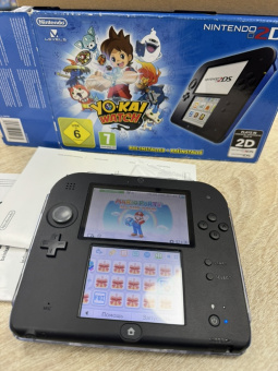 Nintendo 2DS (синий + чёрный) + игры USED