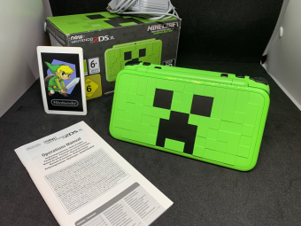 New Nintendo 2DS XL Minecraft Edition 1