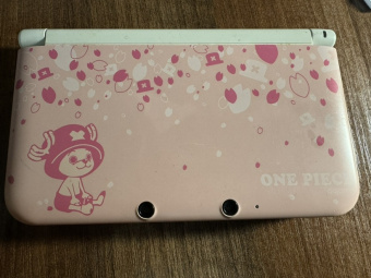 Nintendo 3DS XL One Piece Edition + 32 Gb (Игры) 1