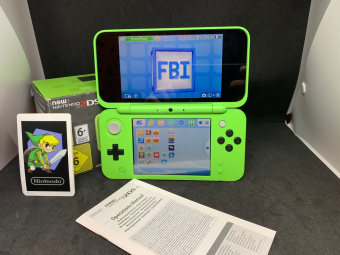 New Nintendo 2DS XL Minecraft Edition 2